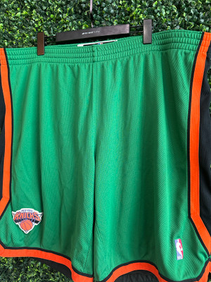 VINTAGE NEW YORK KNICKS AUTHENTIC ST PATRICK'S DAY SHORTS