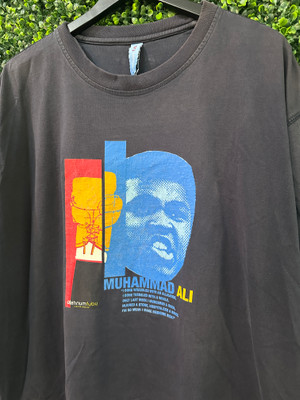 VINTAGE PLATINUM FUBU MUHAMMMAD ALI TEE