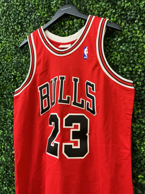 BRAND NEW MICHAEL JORDAN CHICAGO BULLS MITCHELL & NESS AUTHENTIC JERSEY