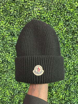 MONCLER  BLACK WOOL BEANIE