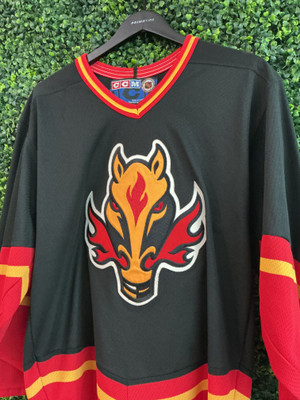 VINTAGE CALGARY FLAMES CCM ALTERNATE JERSEY