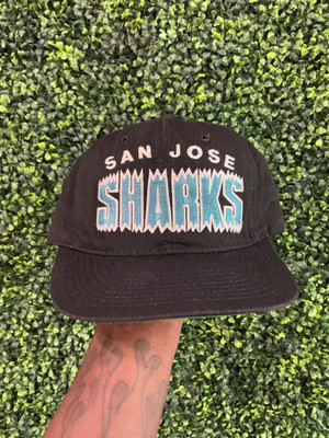 VINTAGE SAN JOSE SHARKS STARTER CHOMP SNAPBACK
