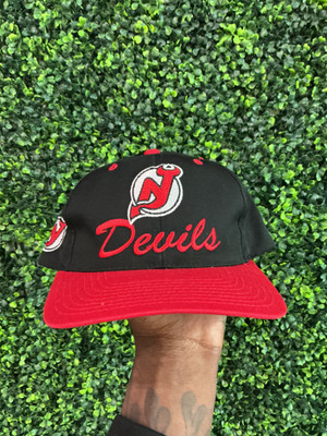 VINTAGE NEW JERSEY DEVILS SCRIPT LOGO SNAPBACK