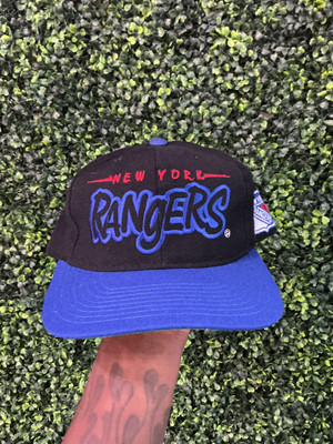 VINTAGE NEW YORK RANGERS GRAFFITI LOGO STARTER SNAPBACK