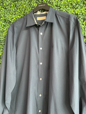 BURBERRY BLUE BUTTON UP