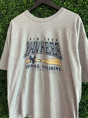 VINTAGE NY YANKEES SPRING TRAINING TEE
