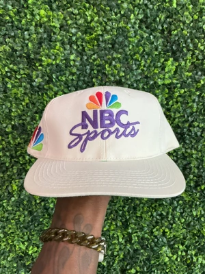 VINTAGE NBC SPORTS WHITE SNAPBACK