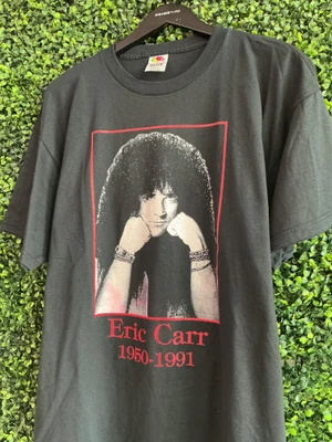 VINTAGE ERIC CARR KISS MEMORIAL TEE