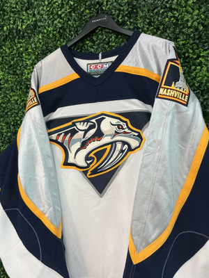 VINTAGE NASHVILLE PREDATORS CCM AUTHENTIC JERSEY