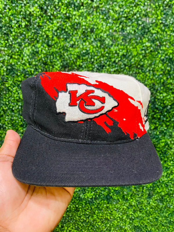 VINTAGE KANSAS CITY CHIEFS SPLASH LOGO ATHLETIC SNAPBACK