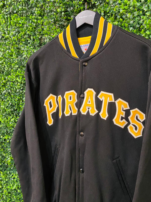 VINTAGE PITTSBURGH PIRATES ALADEN NYLON JACKET