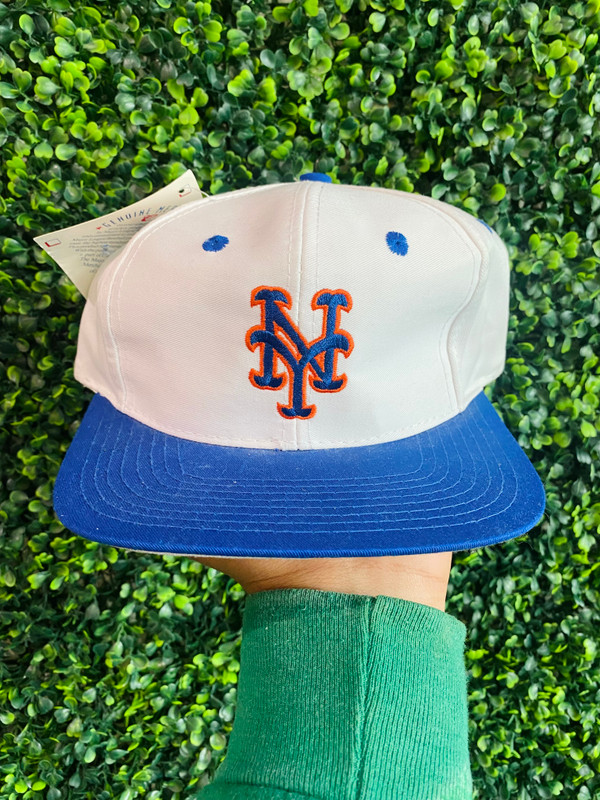 DEADSTOCK VINTAGE NY METS WHITE SNAPBACK - Primetime