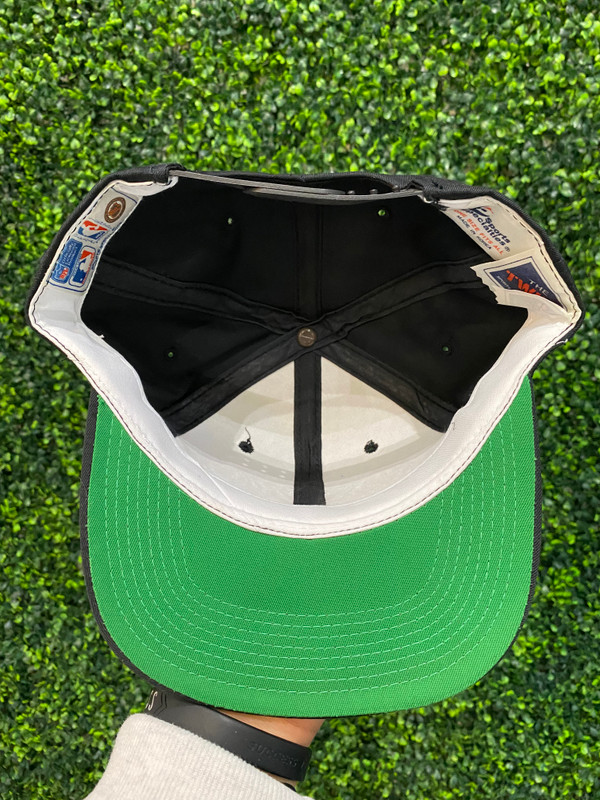 VINTAGE SUPER BOWL XX SNAPBACK