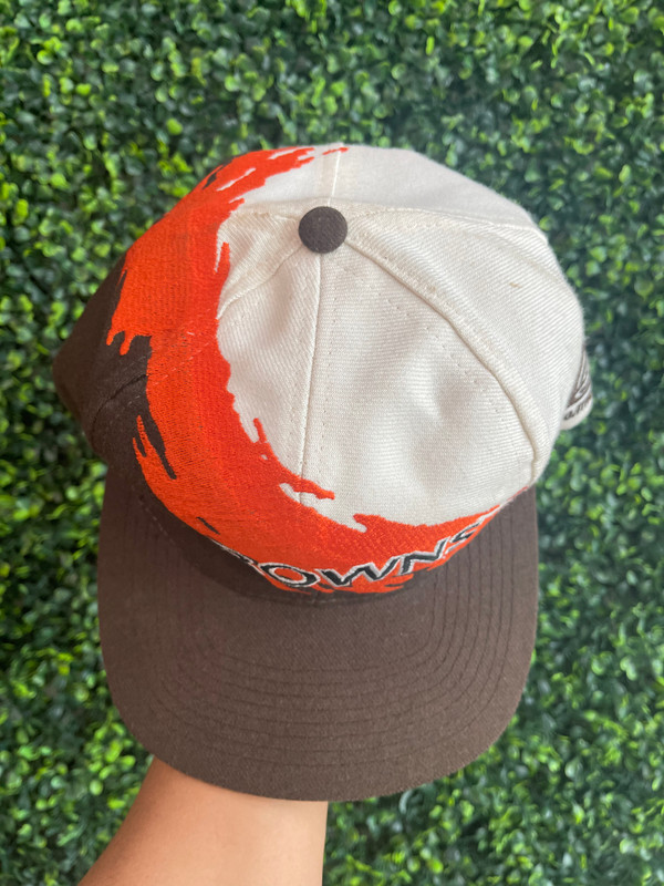 VINTAGE CLEVELAND BROWNS LOGO ATHLETIC SPLASH SNAPBACK