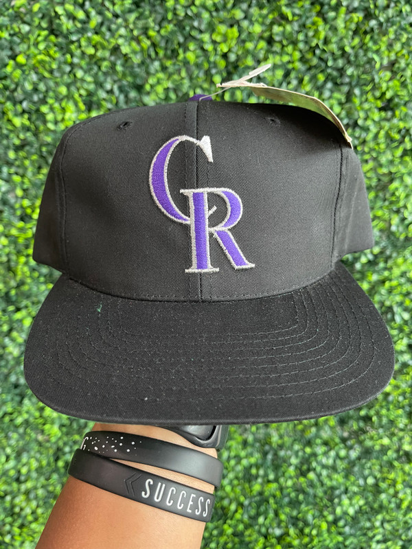 DEADSTOCK VTG COLORADO ROCKIES SNAPBACK