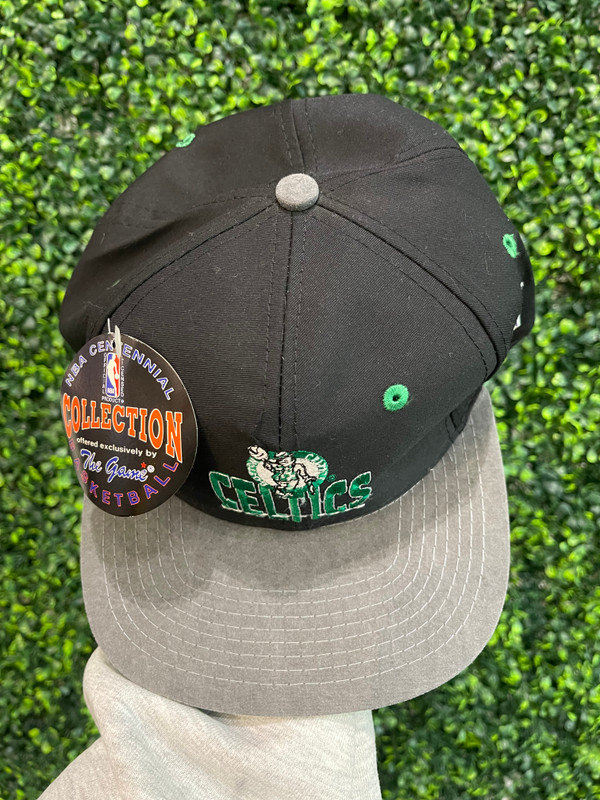 VINTAGE DEADSTOCK BOSTON CELTICS SNAPBACK