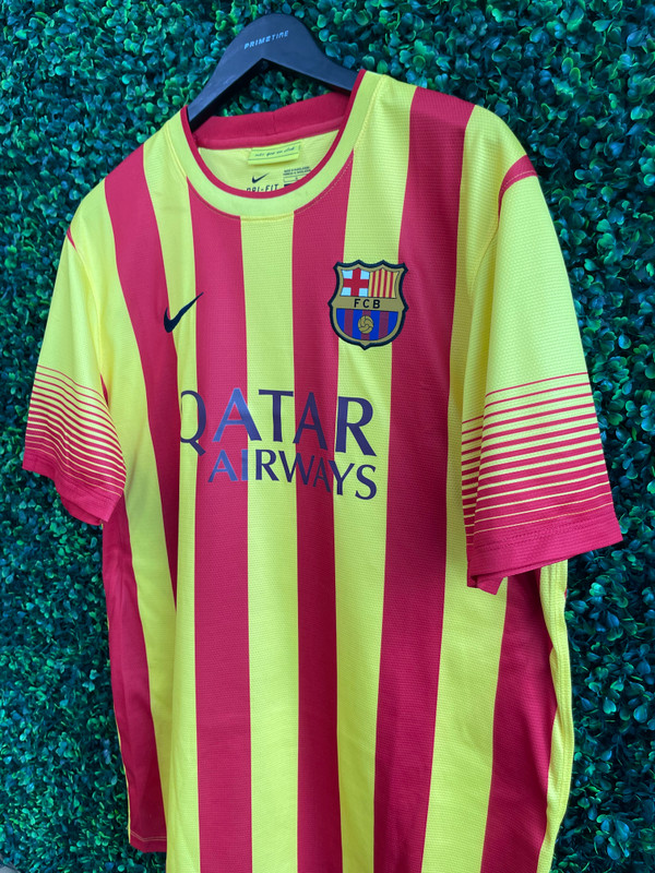 BARCELONA NIKE YELLOW/RED JERSEY