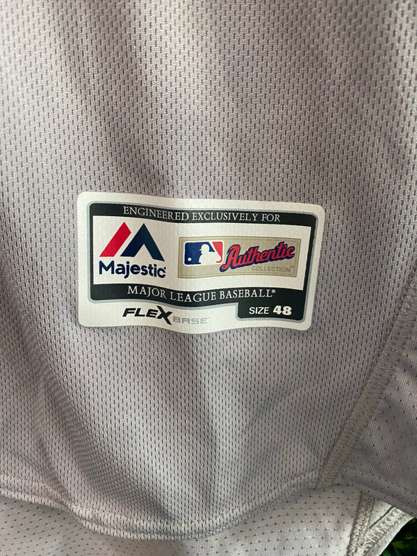 BRAND NEW NY YANKEES AUTHENTIC FLAG PATCH MAJESTIC JERSEY