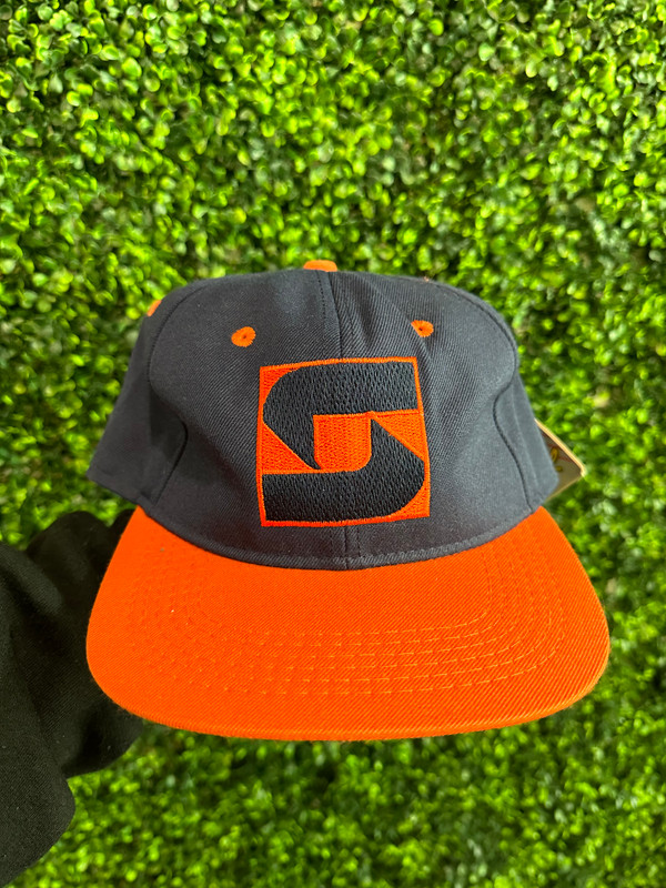 DEADSTOCK VINTAGE SYRACUSE ORANGE FITTED CAP