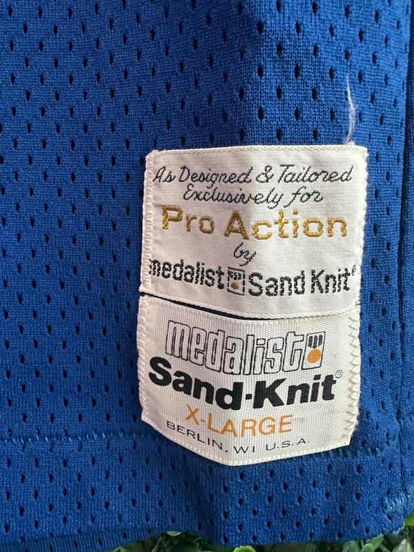 VINTAGE JIM BURT AUTHENTIC NY GIANTS SANDKNIT JERSEY
