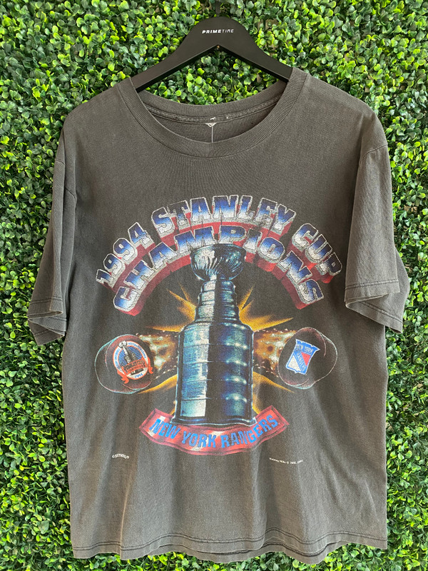 DISTRESSED VINTAGE 1994 NY RANGERS STANLEY CUP CHAMPS TEE