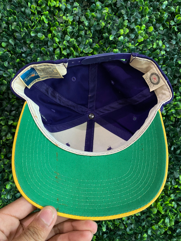 VTG MINNESOTA VIKINGS YOUNGAN SNAPBACK