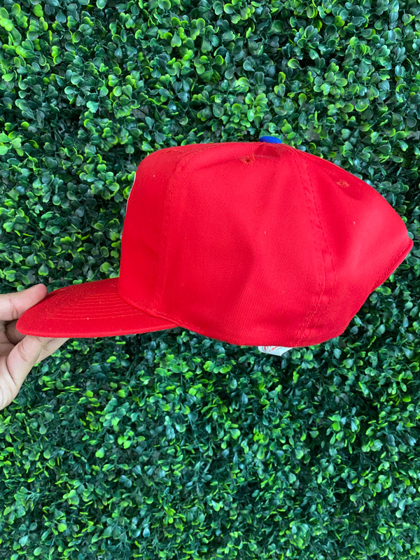 VINTAGE PHILIADELPHIA PHILLIES RED SNAPBACK