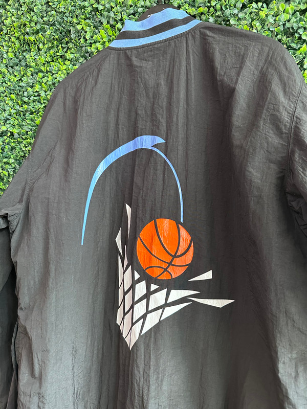 AUTHENTIC 1993-94 CLEVELAND CAVALIERS MITCHELL & NESS WARM UP JACKET