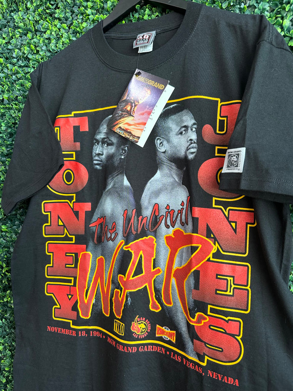 DEADSTOCK VINTAGE TONEY VS JONES 'UNCIVIL WAR' TEE
