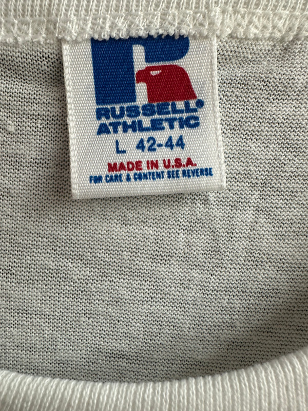 VINTAGE MIKE TYSON UNDISPUTED HEAVYWEIGHT CHAMPION RUSSELL ATHLETIC TEE