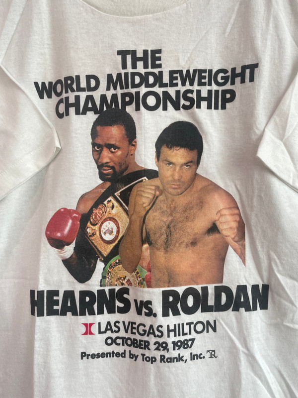 VINTAGE HEARNS VS ROLDAN TEE