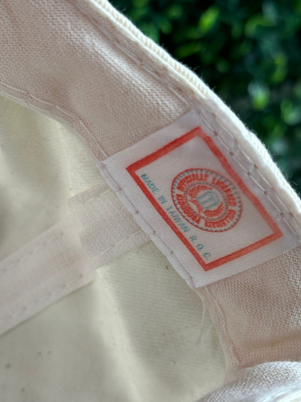 VINTAGE INDIANA HOOSIERS FITTED CAP