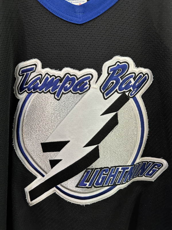 VINTAGE TAMPA BAY LIGHTNING CCM BLACK JERSEY