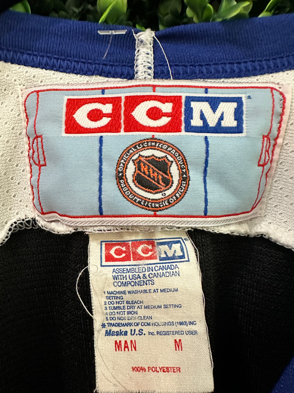 VINTAGE TAMPA BAY LIGHTNING CCM BLACK JERSEY