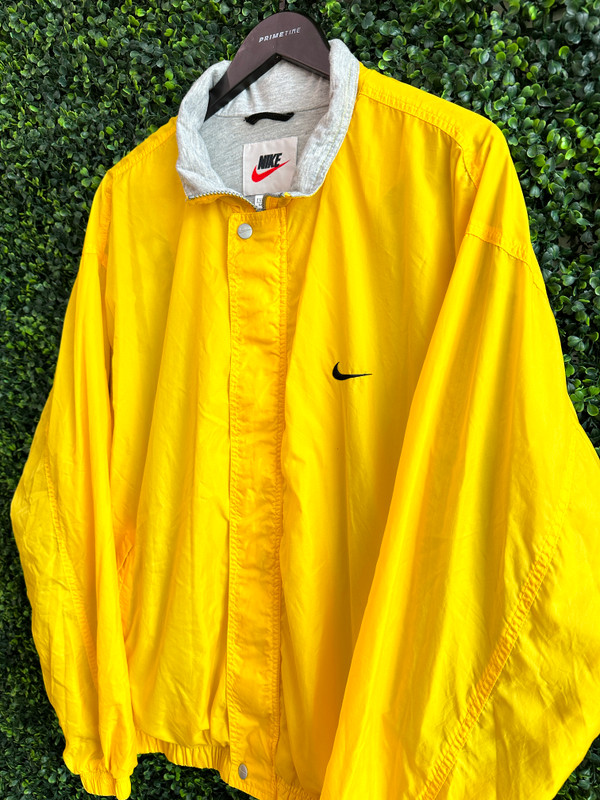 NIKE YELLOW TRACK JACKET