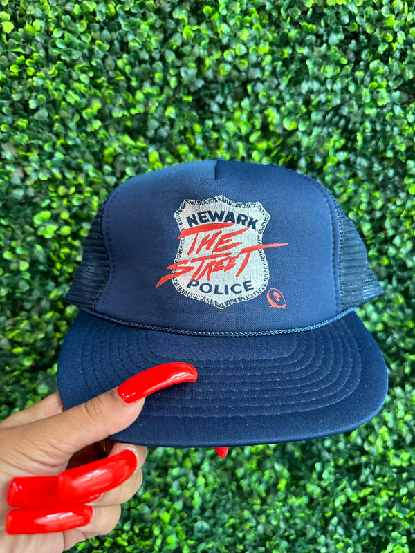 VINTAGE NEWARK THE STREET POLICE TRUCKER CAP