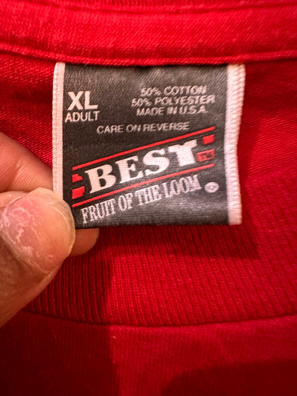 VINTAGE RUTGERS BASKETBALL FRUIT OF THE LOOM TEE