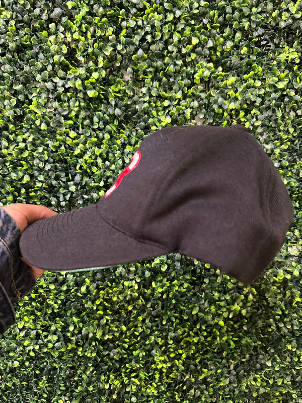 VINTAGE CHICAGO BULLS 3 PEAT SNAPBACK