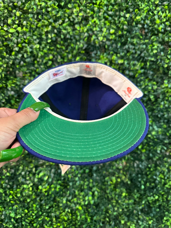 DEADSTOCK VINTAGE CHICAGO CUBS NEW ERA FITTED CAP