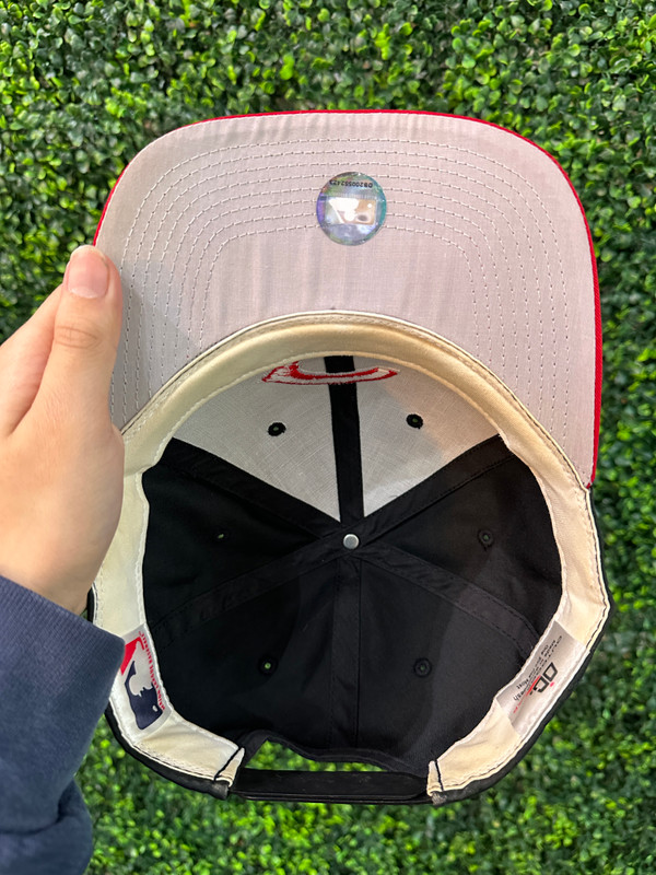 VINTAGE CINCINNATI REDS BLK/RED SNAPBACK