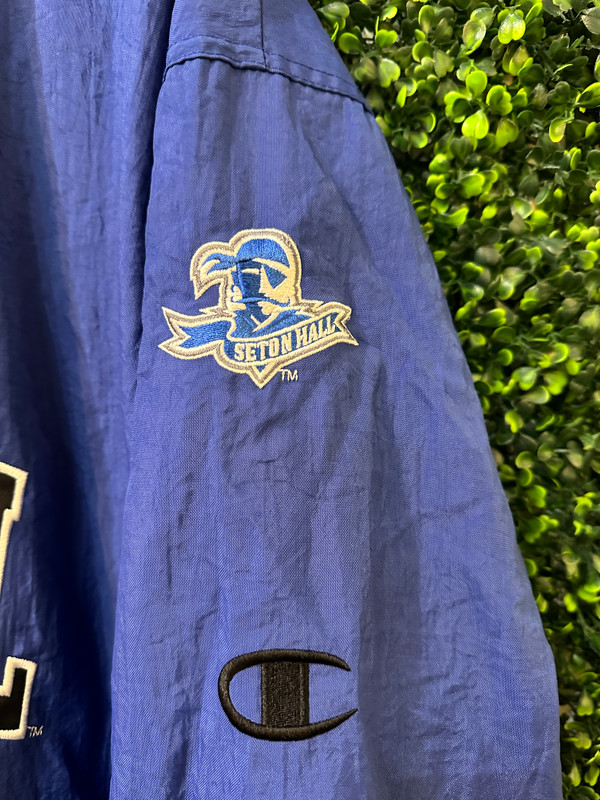 VINTAGE SETON HALL NYLON CHAMPION PULLOVER