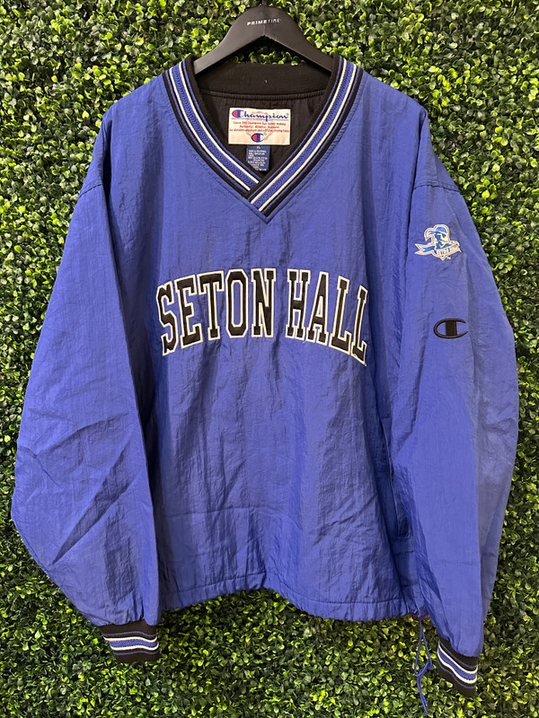 VINTAGE SETON HALL NYLON CHAMPION PULLOVER