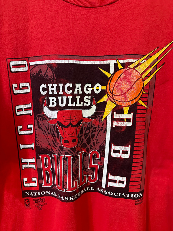 VINTAGE CHICAGO BULLS COMPETITION GRAPHIC TEE