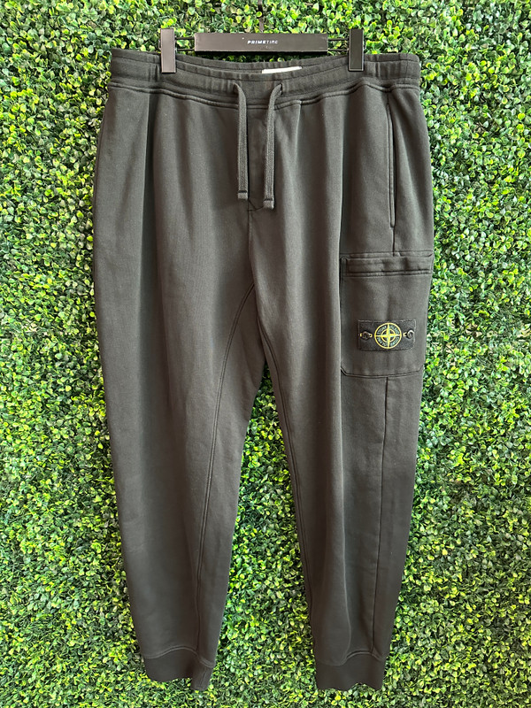 STONE ISLAND SWEATPANTS (SZ XL)