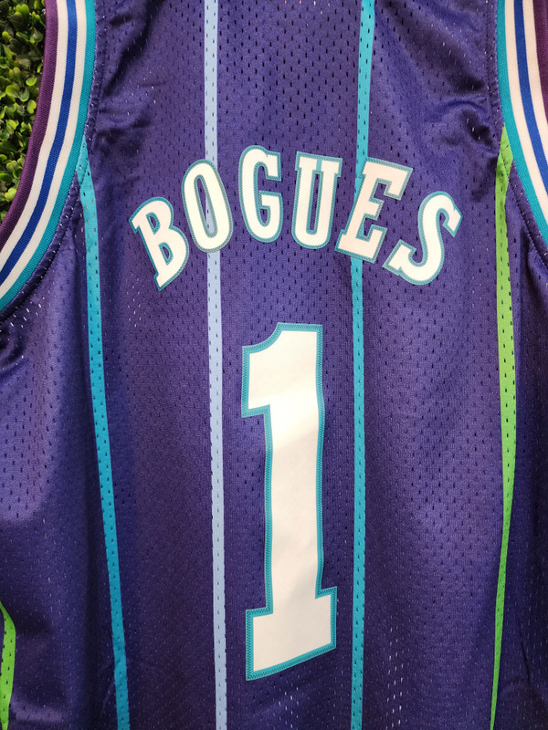 MITCHELL & NESS HARDWOOD CLASSICS 94-95 MUGSY BOGUES (XL)
