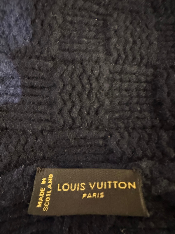LOUIS VUITTON NAVY BEANIE