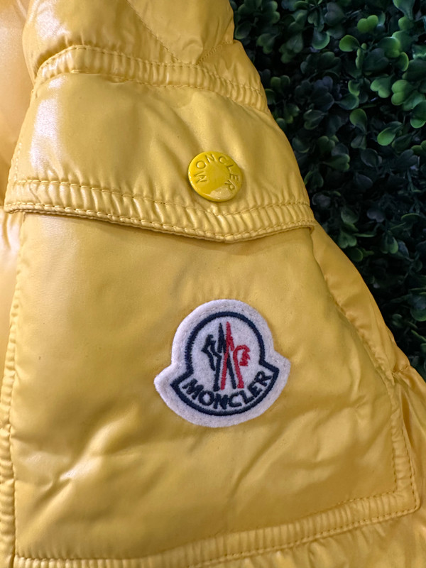 BRAND NEW MONCLER MAYA JACKET YELLOW