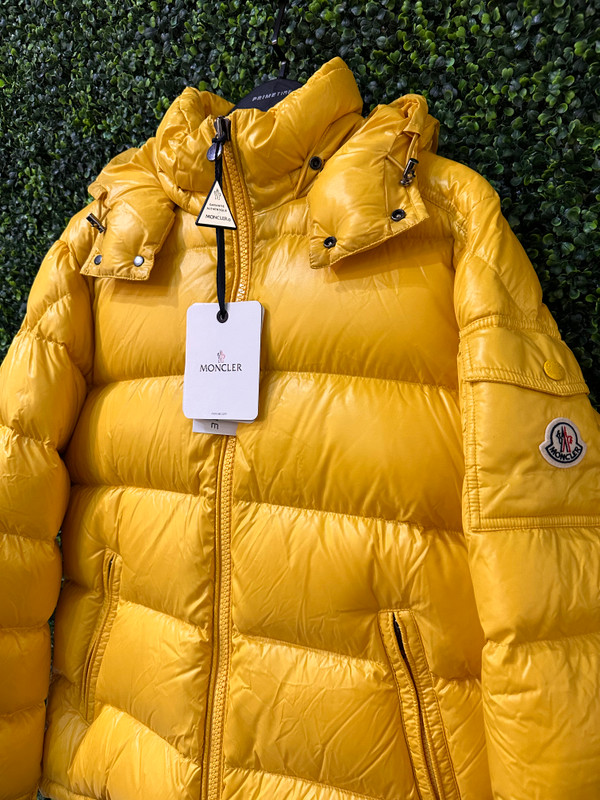 BRAND NEW MONCLER MAYA JACKET YELLOW - Primetime