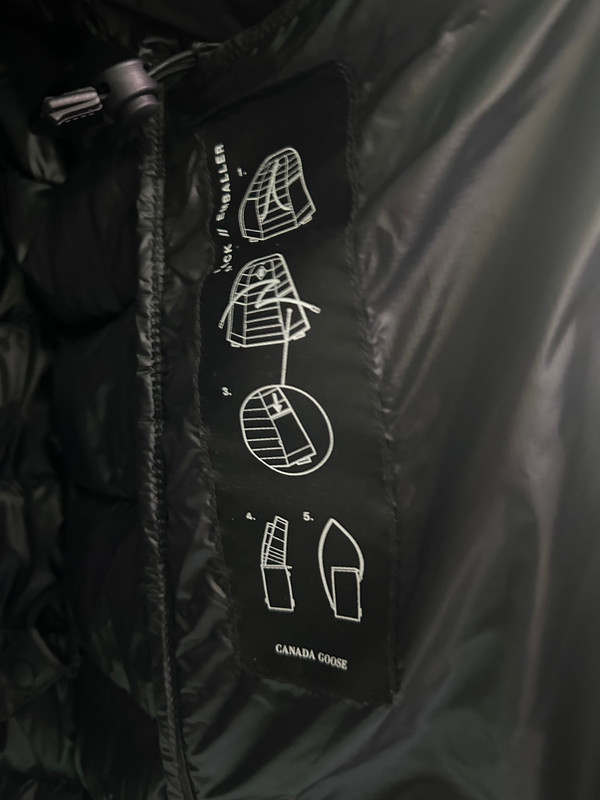 CANADA GOOSE BLCK COAT (SZ XL)