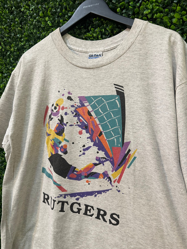 VINTAGE RUTGERS SOCCER GRAPHIC TEE